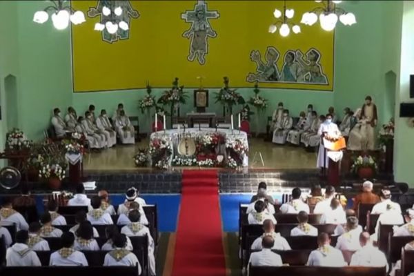 ordinazione-java-2022-0160E06C95-52EE-E4B9-0D03-1D91CF7653CF.jpg