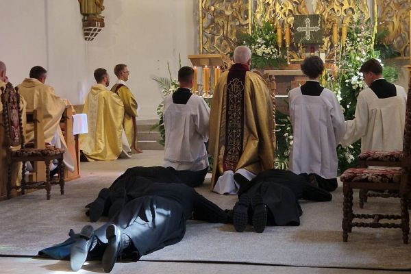 8a-voti-perpetui-nel-seminario-msf30E4B0ED-A2B0-DD36-D0E8-897A2D7C6D0E.jpg