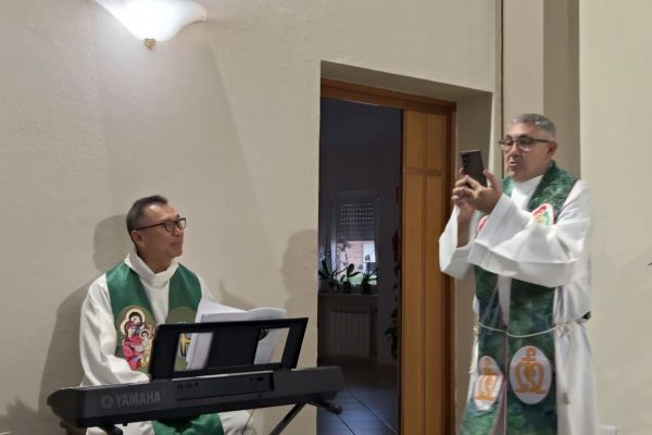 formatori-005DB393EEC-E951-D166-EAEB-B4868B9CFEEC.jpg