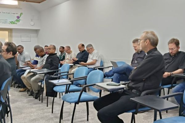 formatori-120787081F6-3B82-886D-2DB6-1566FA2B0AC8.jpg