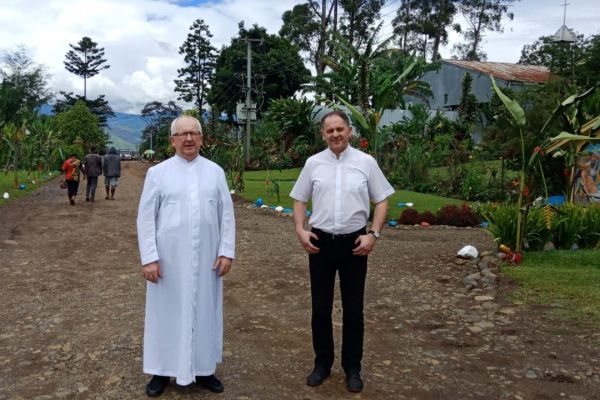 goroka2019-006AC45FEB1-0CC3-060E-E188-6A9BE0D23E93.jpg
