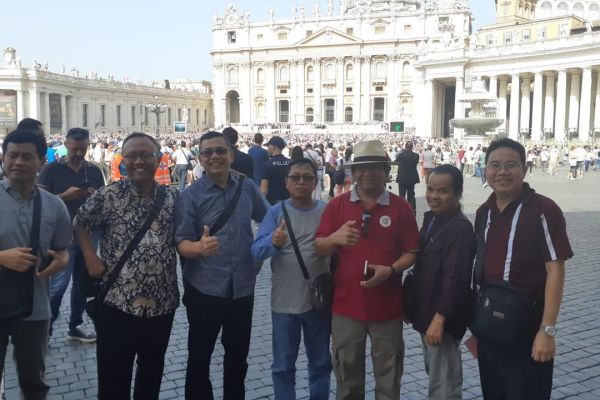 25vr-vaticano-2019-0031E9E5BC6-3778-02C9-A7F6-4D2D63586A1E.jpg