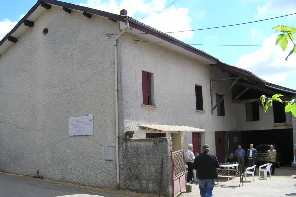 2-chatonnay-casa-di-berthier3BD22973-F97D-A2A3-5CE5-BE3AADB14A20.jpg